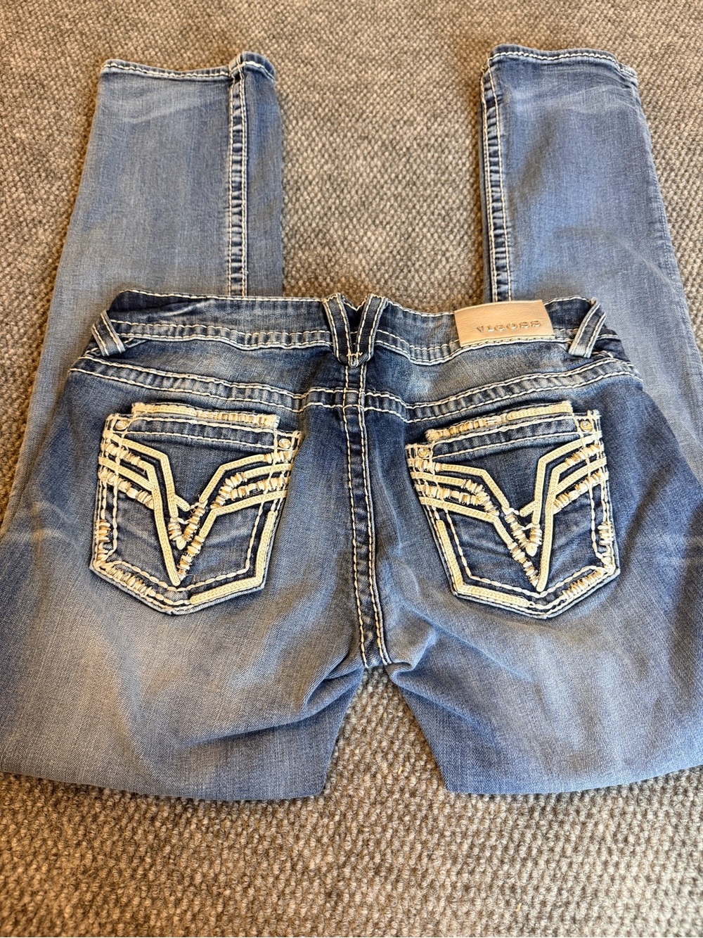 Vigoss Dublin Fit Women’s 32x30 Straight Jeans Embellished Flap Pocket